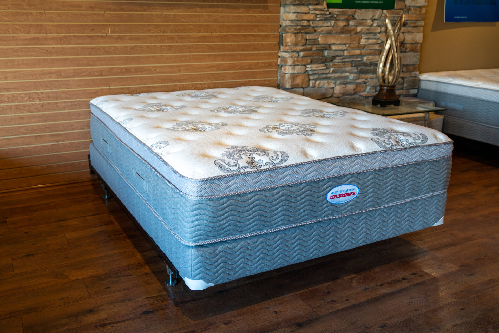World mattress outlet discount