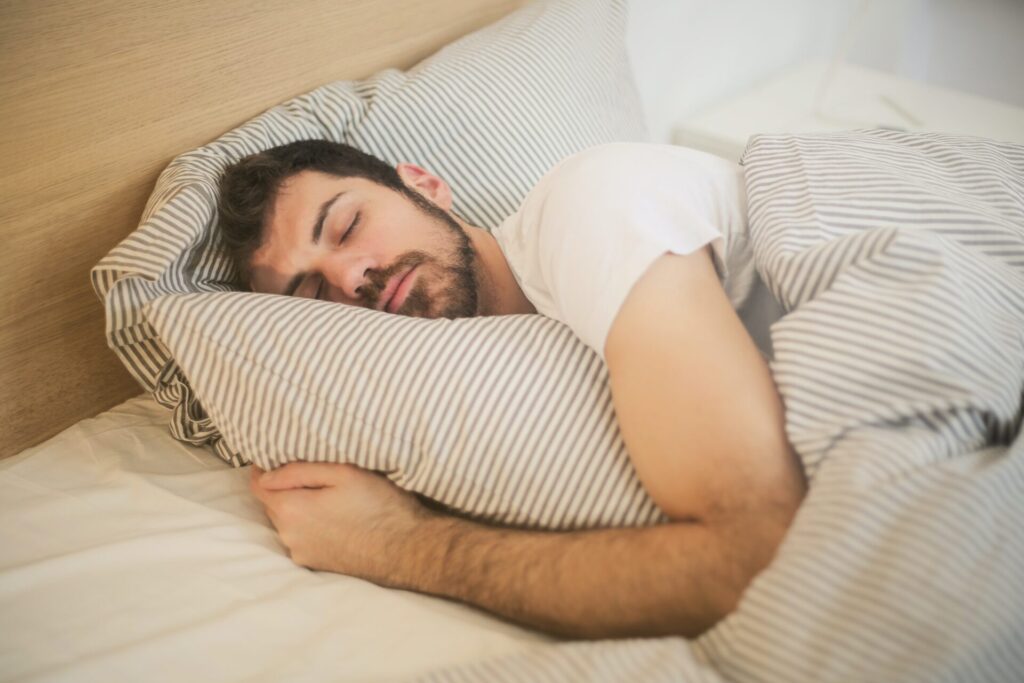 What Happens to your Body During REM Sleep